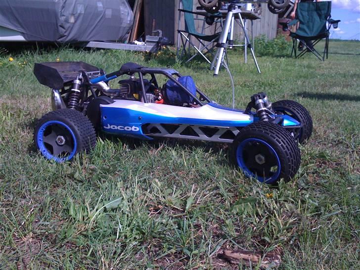 Buggy HPI baja *SOLGT* - det var en prøve montering af karossen billede 1