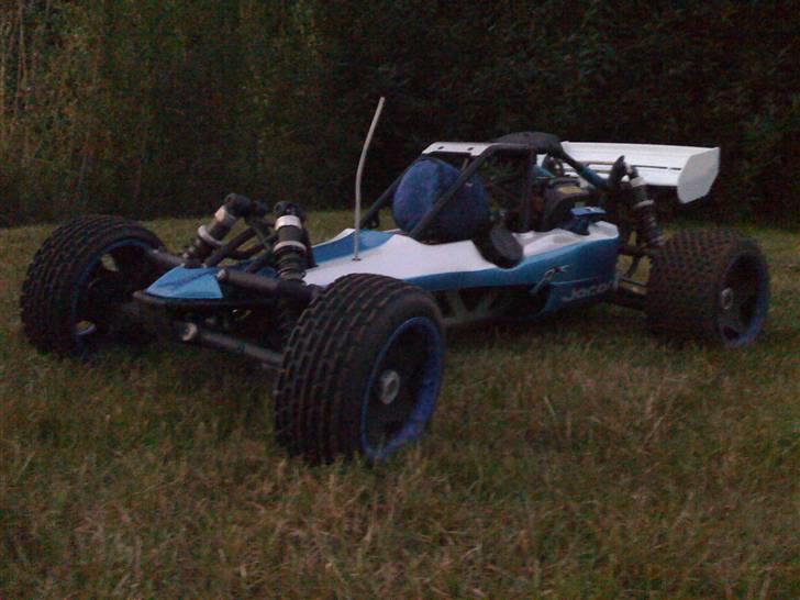 Buggy HPI baja *SOLGT* - den tager sig nu godt ud på græsset ;-) billede 4