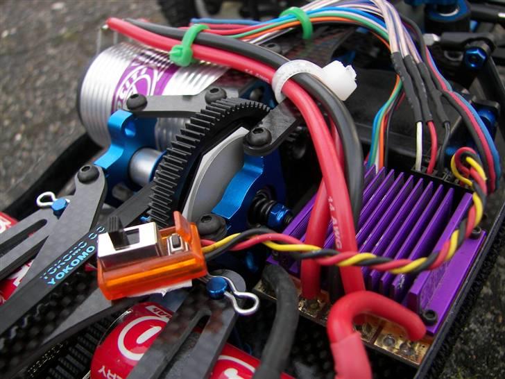 Buggy Yokomo MR-4BX - Byttet billede 18