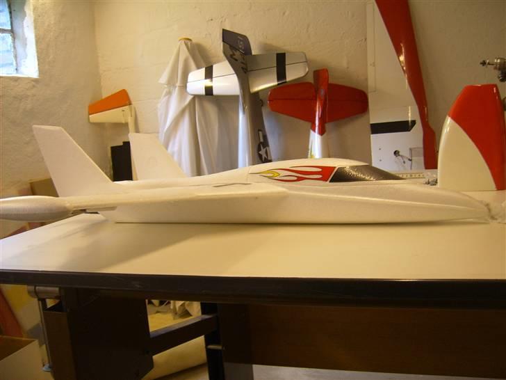 Fly Funjet billede 1