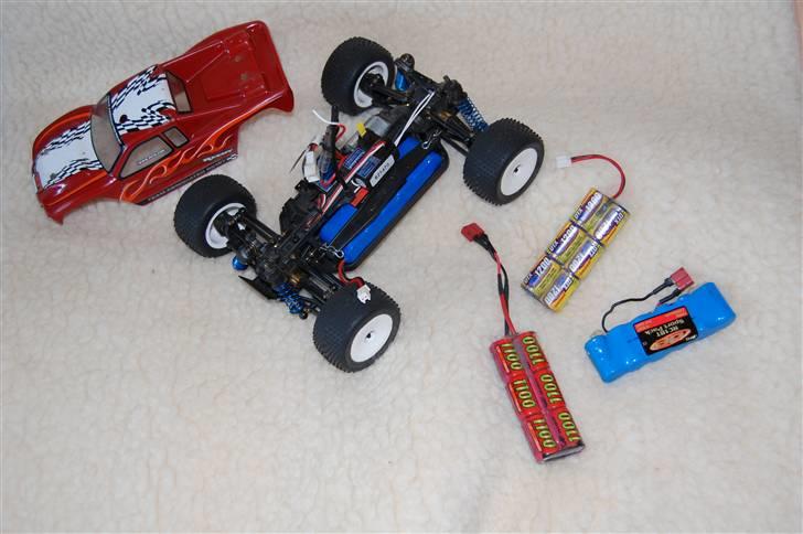 Truck RC18T - Billige bat.. Men nye og virker. billede 7