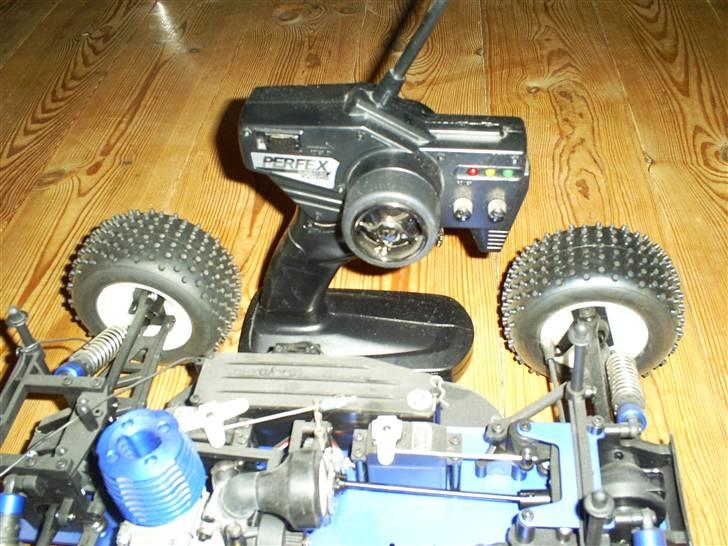 Bil Kyosho TR15 Stadium Truck billede 5