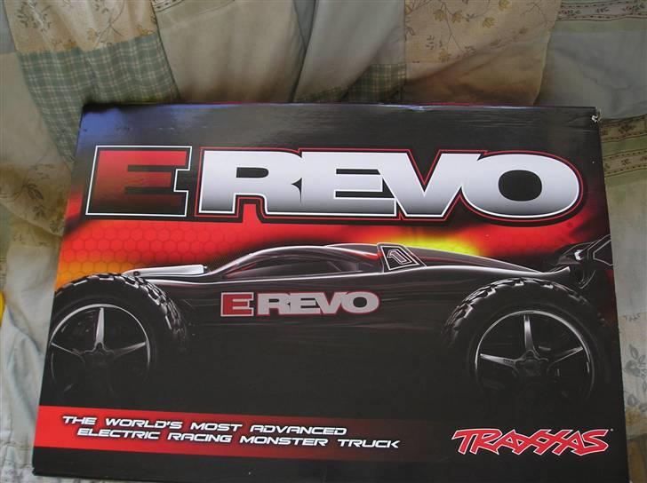 Off-Roader Traxas E-Revo solgt billede 1