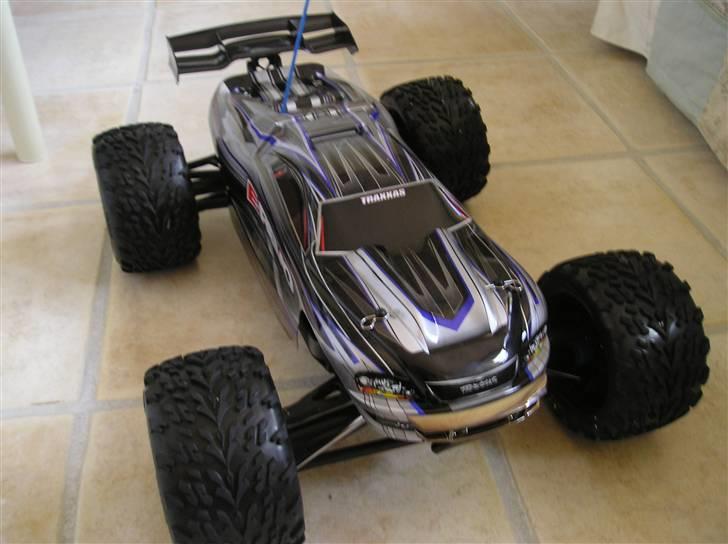 Off-Roader Traxas E-Revo solgt billede 4