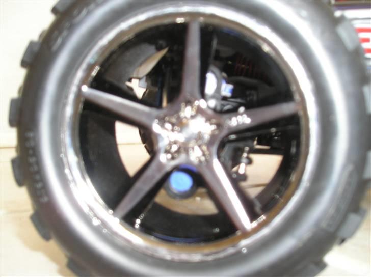 Off-Roader Traxas E-Revo solgt billede 6