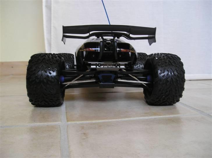 Off-Roader Traxas E-Revo solgt billede 8