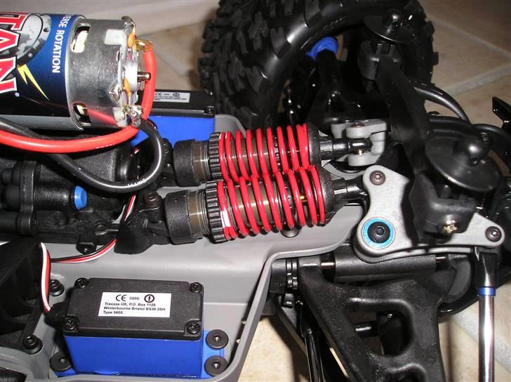 Off-Roader Traxas E-Revo solgt billede 14