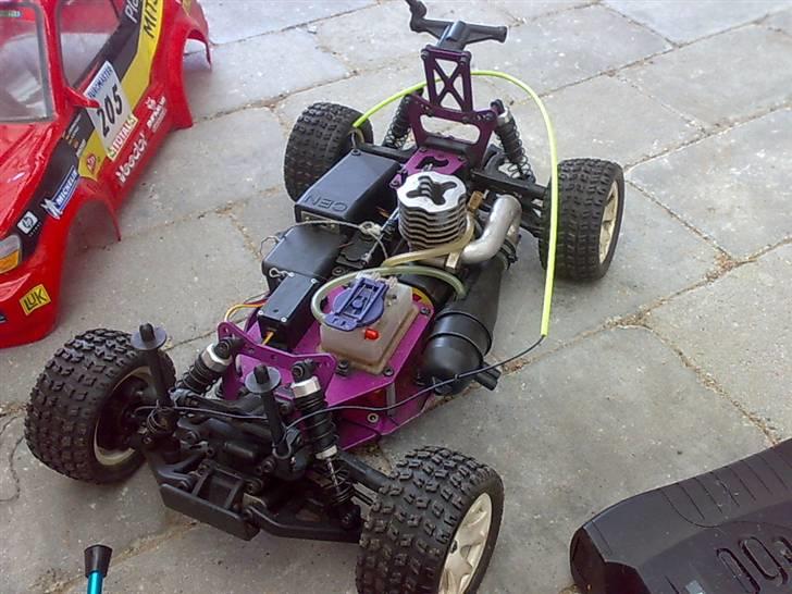 Bil cen 4wd mitsubishi *SOLGT billede 1