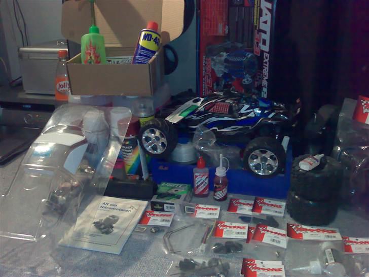 Off-Roader Traxxas Jato 3.3 - Her ses bl.a. den ekstra karrosse billede 7