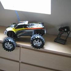 Off-Roader Traxxas T-maxx