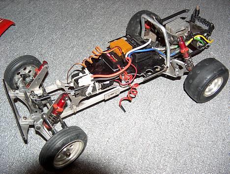 Bil Kyosho Tomahawk billede 5