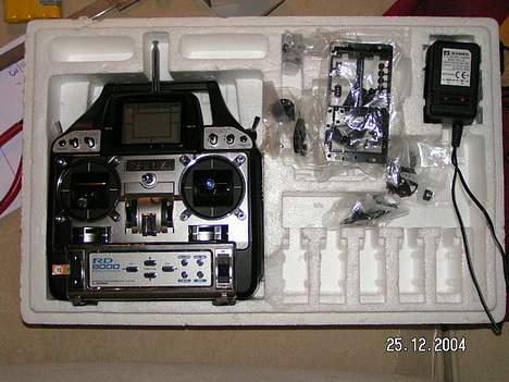 Helikopter Kyosho Caliber 30 - Sanwa  RD8000 radio 8 kanalers  billede 4