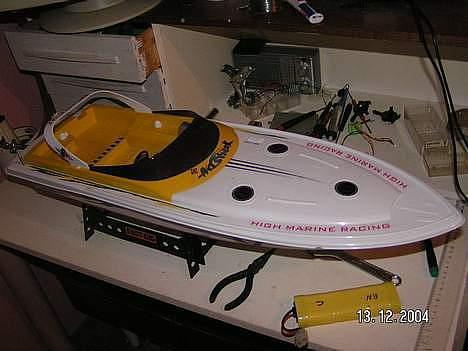 Båd Air Streak /High marine - Om i har lyst så stem endelig. personligt ville jeg give den et 13tal ;o) men det er jo 101% op til jer hvad i giver den så, god fornøjelse her fra Færøerne =o) billede 1