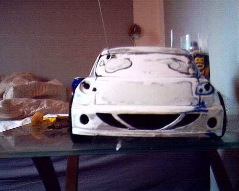 Bil 206 WRC QD (projekt) - jaa så skal den jo bare slibes og males billede 5