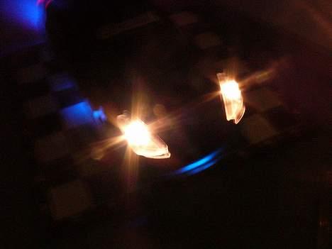 Bil Toyota Celica - Så gasser vi lidt op så der kommer lys. billede 8