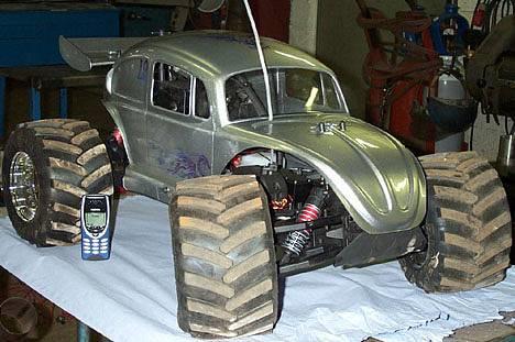 Off-Roader FG Monster Beetle - FG Monster Beetle - Sølvfarvet med drage "tribal" decals. billede 1