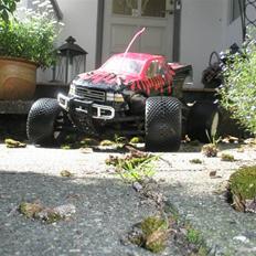 Off-Roader Thunder Tiger MTA4 S28