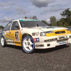 Bil HKS Opel Vectra '87 FF01