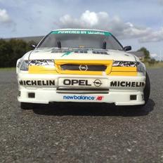 Bil HKS Opel Vectra '87 FF01