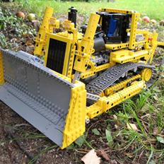 Truck Bulldozer 8275