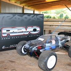 Truck Revo Platinium 2008