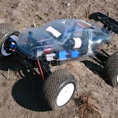 Truck Revo Platinium 2008