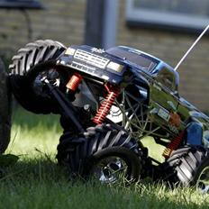 Off-Roader HPI WHEELY KING CRAWLER!