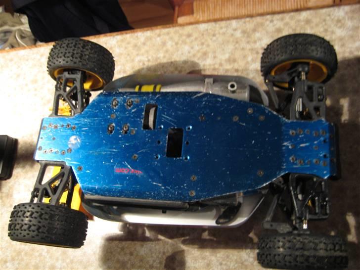 Buggy kl model - bunden er godt beskyttet billede 5