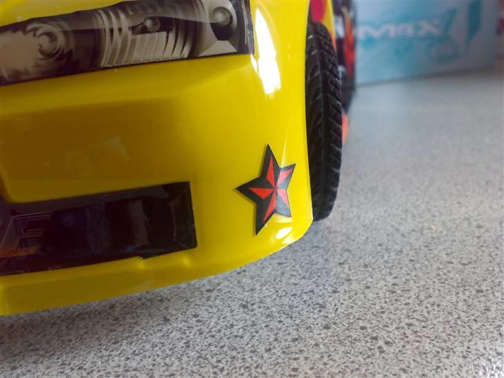 Bil HBX Skyline - Hjemmelavet styling: Stjerne billede 10