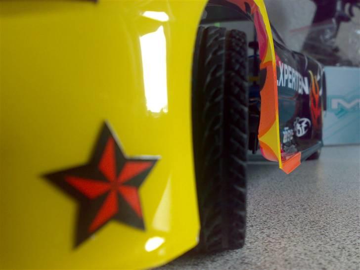 Bil HBX Skyline - Stjernen tæt på billede 11