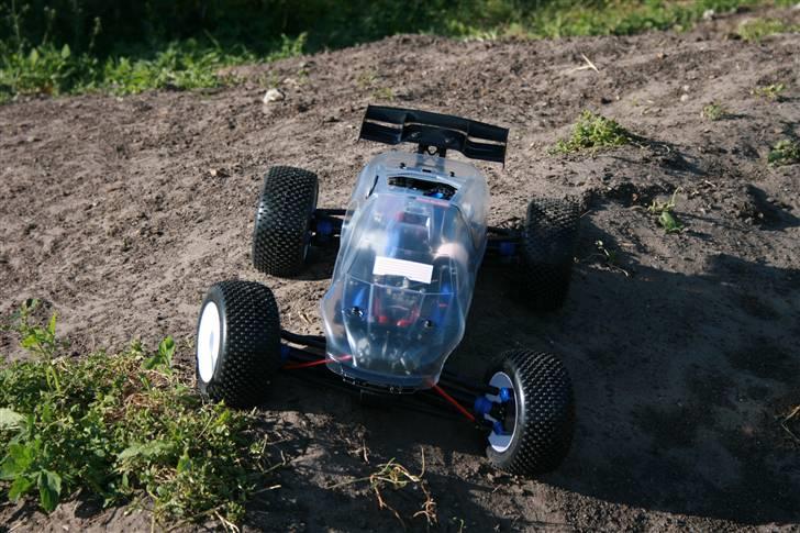 Truck Revo Platinium 2008 billede 2