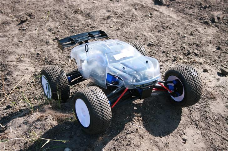 Truck Revo Platinium 2008 billede 4