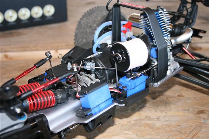 Truck Revo Platinium 2008 billede 10