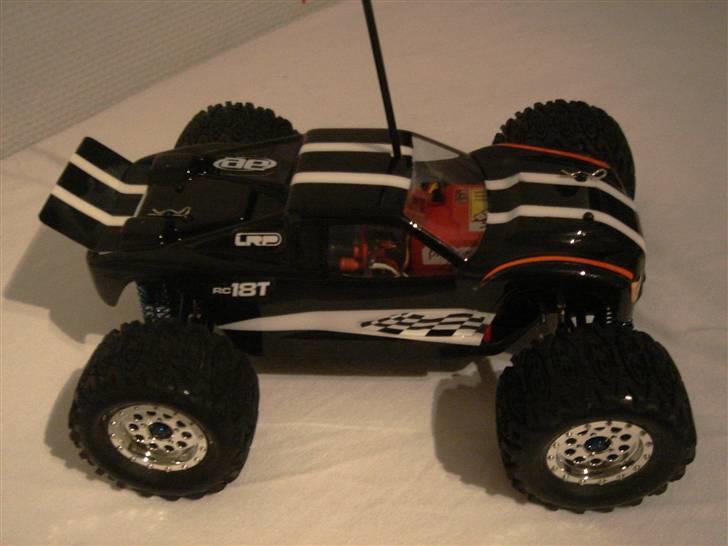 Truck RC18T Brushless billede 8