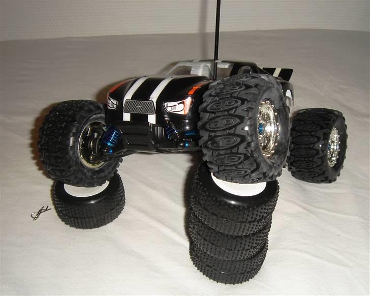 Truck RC18T Brushless billede 14