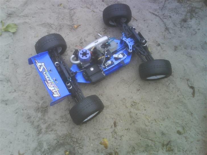Buggy kyosho inferno st solgt billede 9