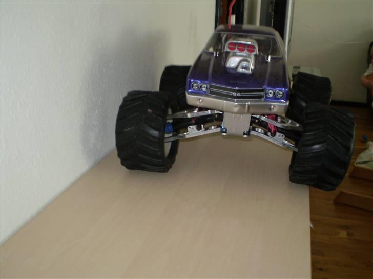 Off-Roader T-Maxx(Solgt) :-( billede 3
