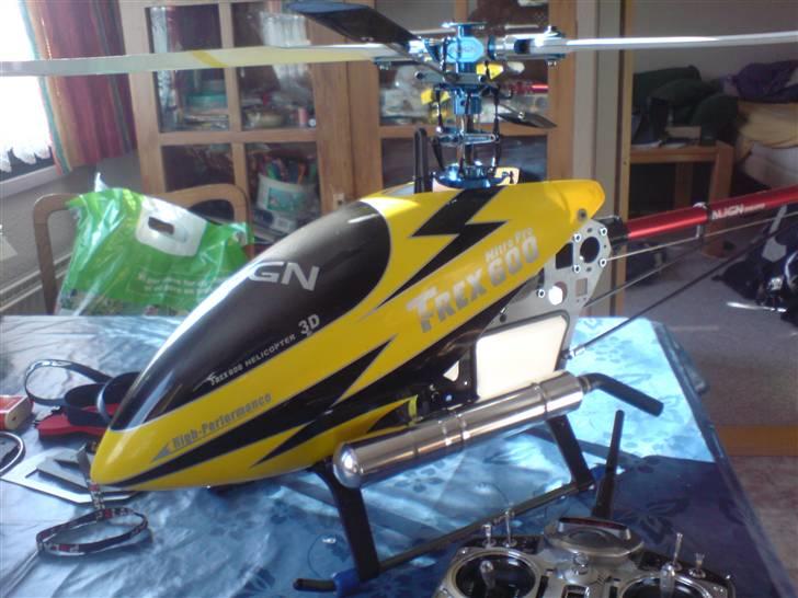 Helikopter T-rex 600 "Super Nitro" billede 2