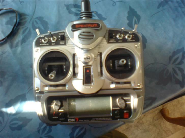 Helikopter T-rex 600 "Super Nitro" - Spektrum DX7 billede 13