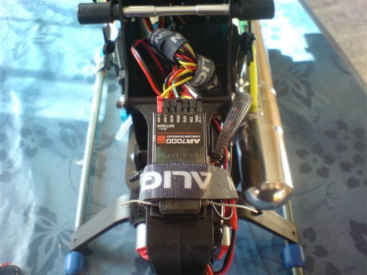 Helikopter T-rex 600 "Super Nitro" - AR 7000 spektrum modtager billede 16