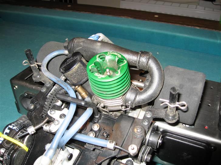 Bil KYOSHO  SPADA 09 billede 5