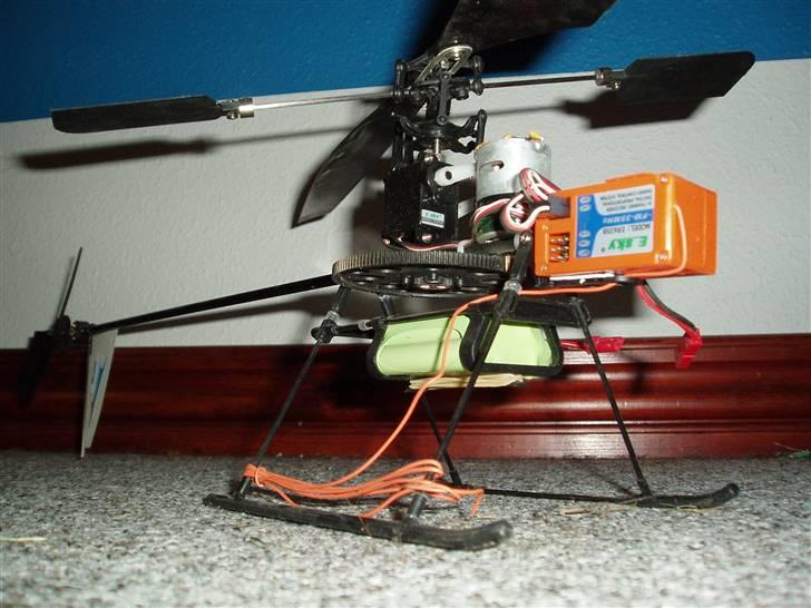 Helikopter Honey bee (E-sky) billede 10