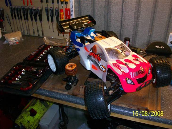 {{currentPhoto.altText}} billede {{currentPhoto.number}}