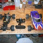 Off-Roader Cen MG10TR *DØD*