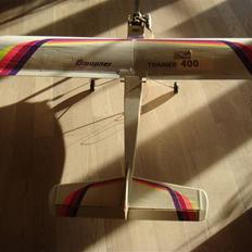 Fly Graupner 400 Trainer