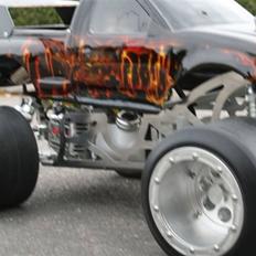 Bil FG Elcon Monster Truck
