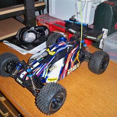 Buggy Kyosho DBX