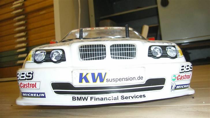 Bil etcc bmw  - her er bilen forfra billede 1