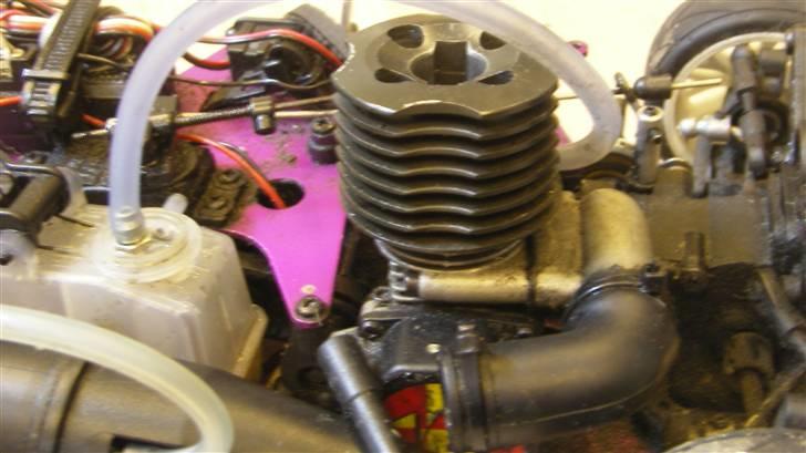 Bil etcc bmw  - her er den vilde motor på 1,2hk billede 5