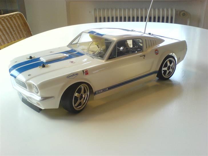 Bil ford mustang fastback billede 2